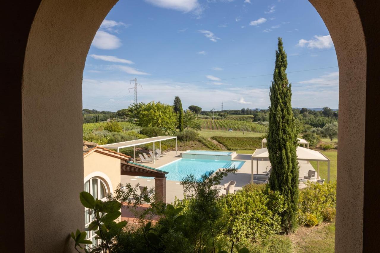 Resort Casale Le Torri Ponsacco Zewnętrze zdjęcie