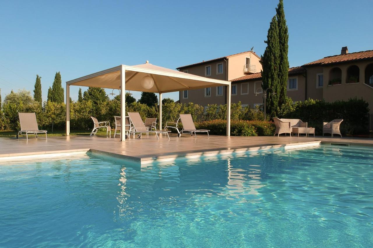 Resort Casale Le Torri Ponsacco Zewnętrze zdjęcie