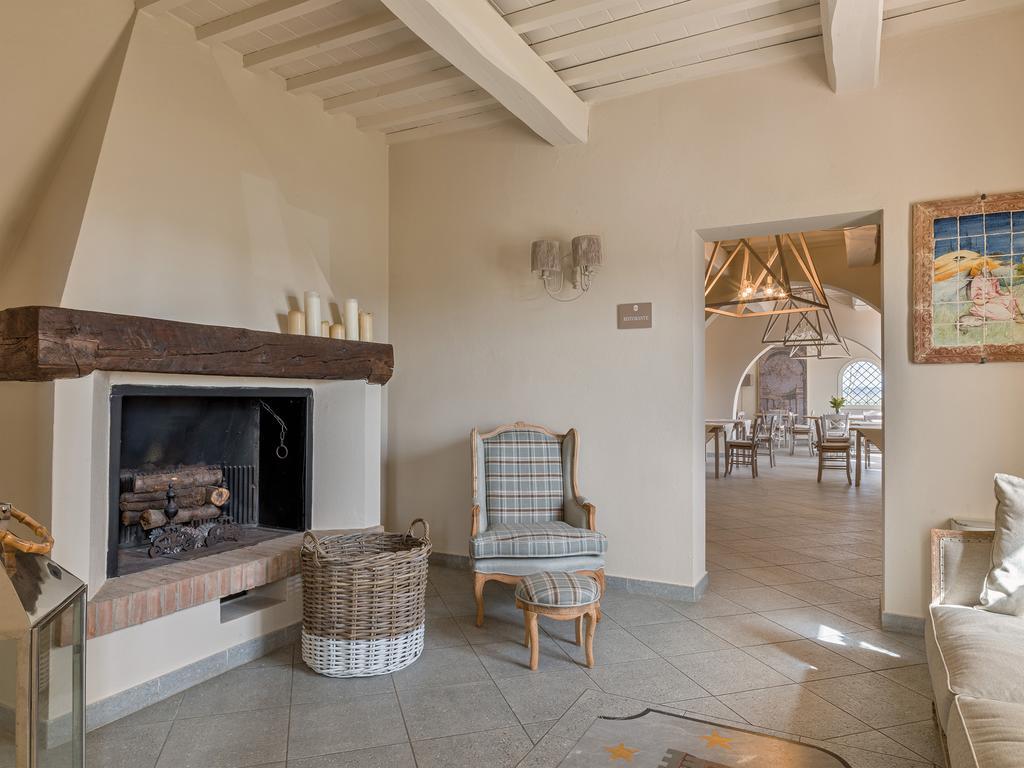 Resort Casale Le Torri Ponsacco Zewnętrze zdjęcie