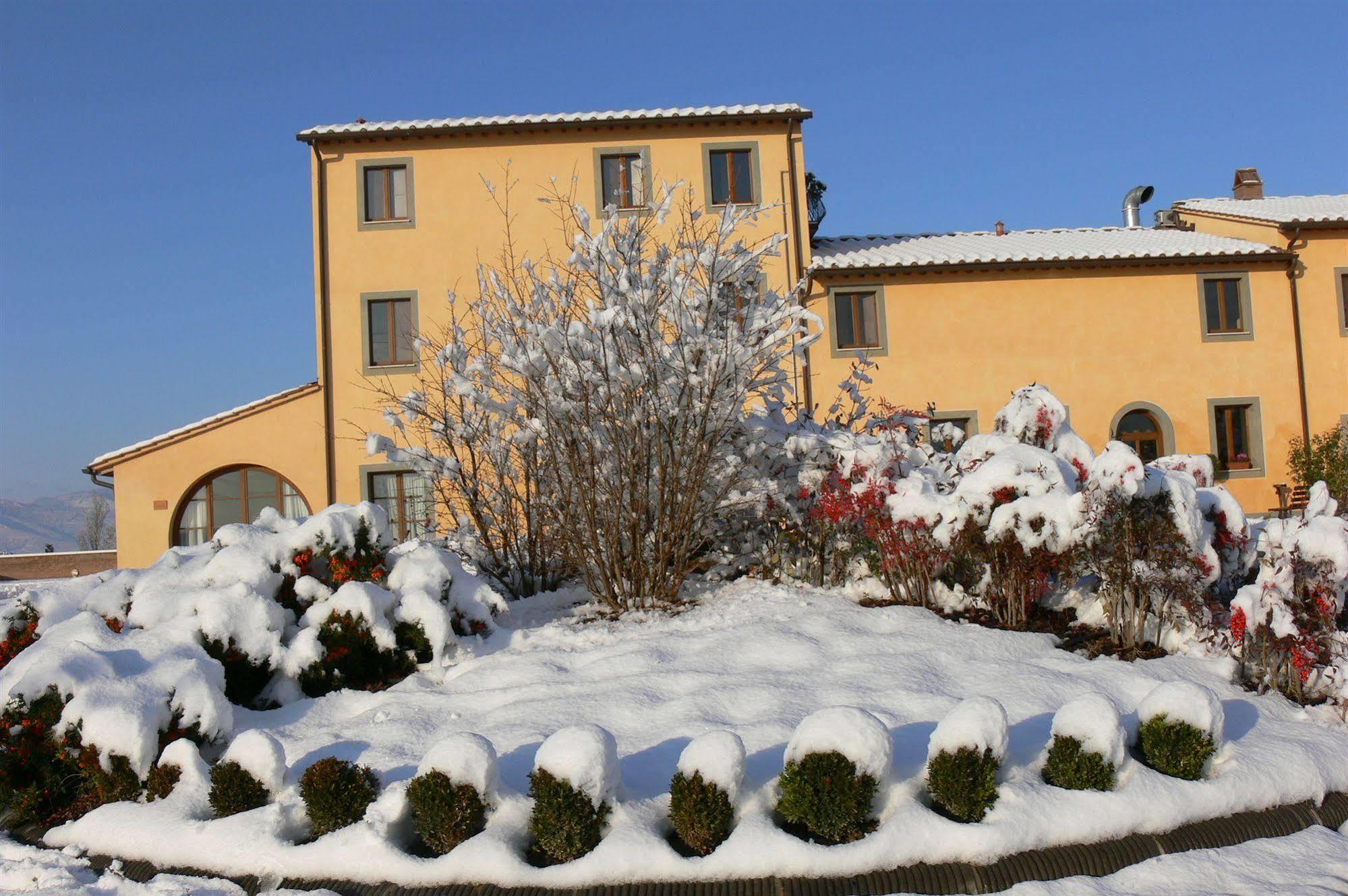 Resort Casale Le Torri Ponsacco Zewnętrze zdjęcie